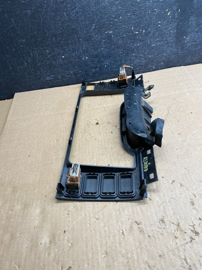 2006-2008 Mitsubishi Fuso Speedometer Instrument Cluster Bezel Switches ai30883