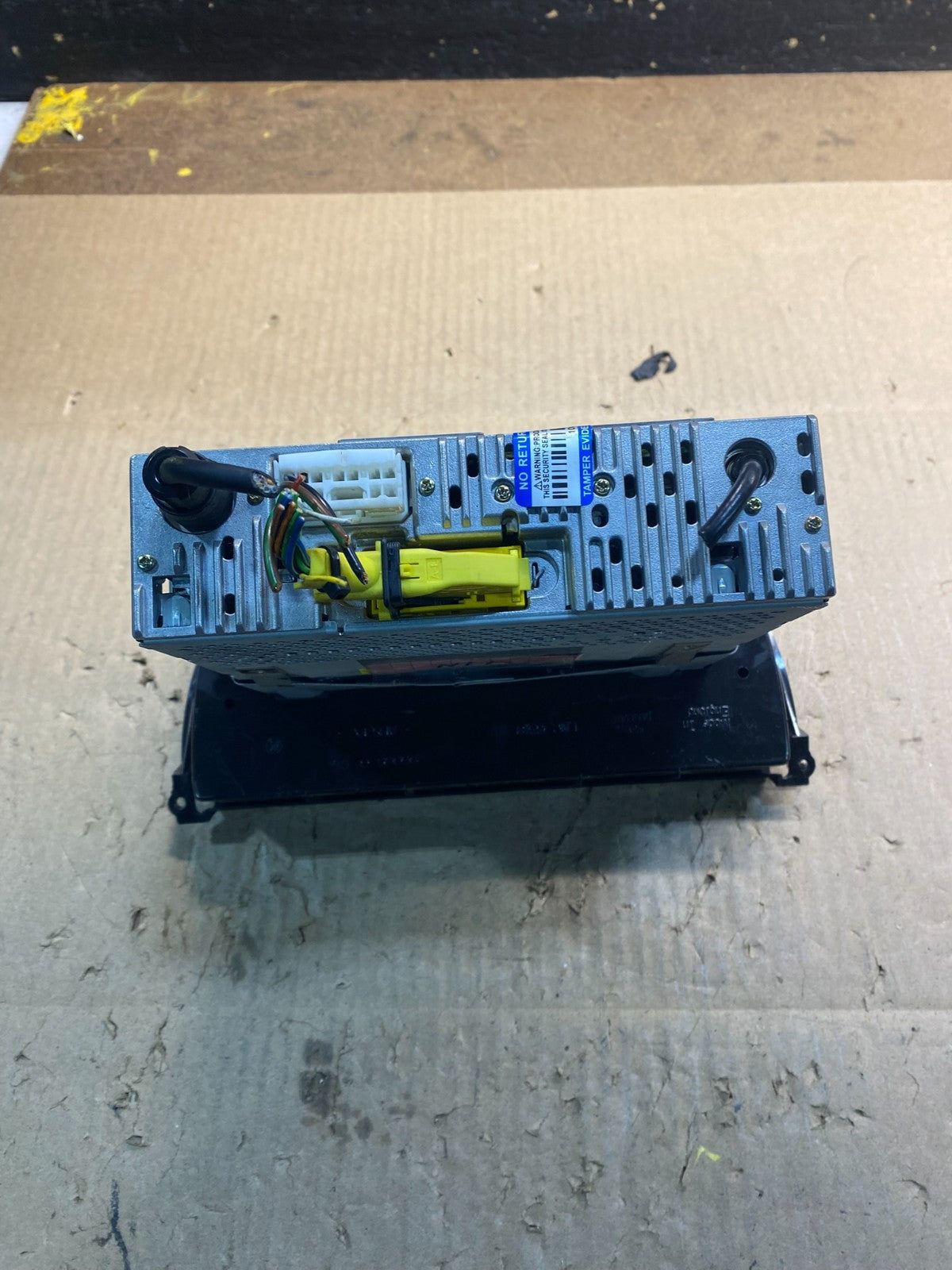 1998 to 2003 Jaguar XJ8 Vanden Plas Casette Radio AM/FM Tape Dash Z5368  DG5