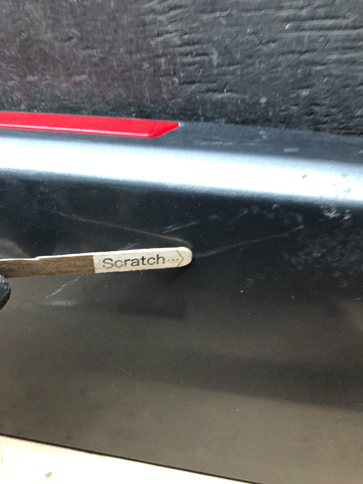 2004 to 2010 Infiniti QX56 Rear Tailgate Liftgate Spoiler Wing W/ Light G7860 PS5