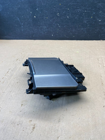 2011 2012 2013 Hyundai Equus Front Center Console Ash Tray M1580 DG3