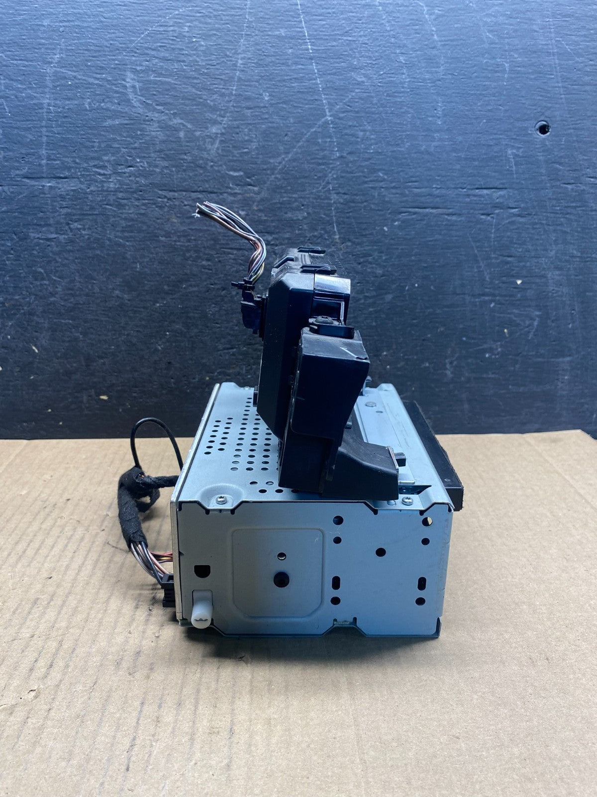 2012 2013 2014 Ford Focus Screen Radio Audio Receiver AM FM CD MP3 AH1756 DG1
