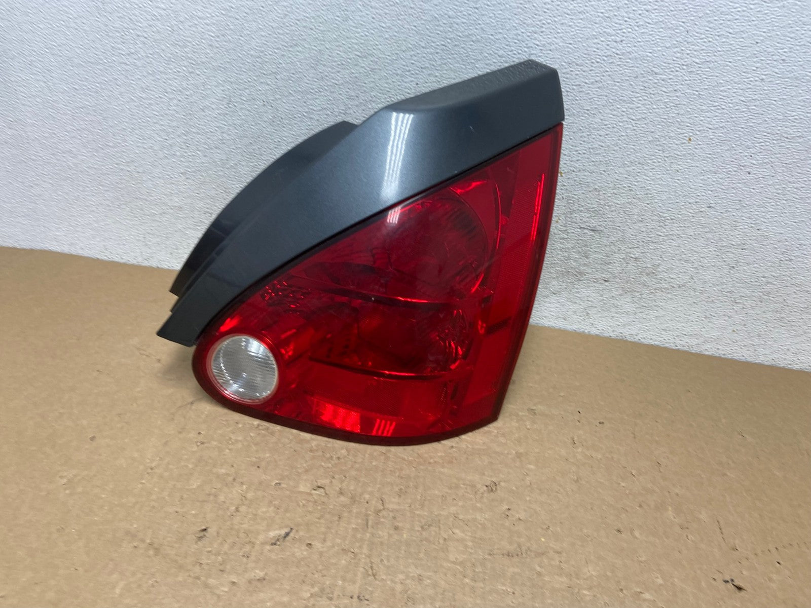 2004 2005 2006 2007 2008 Nissan Maxima Right Passenger Tail Light AF8005 LK0