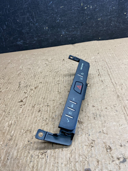 2013 - 2017 GMC Acadia Center Dash Hazard Warning Switch AF1734 DG1