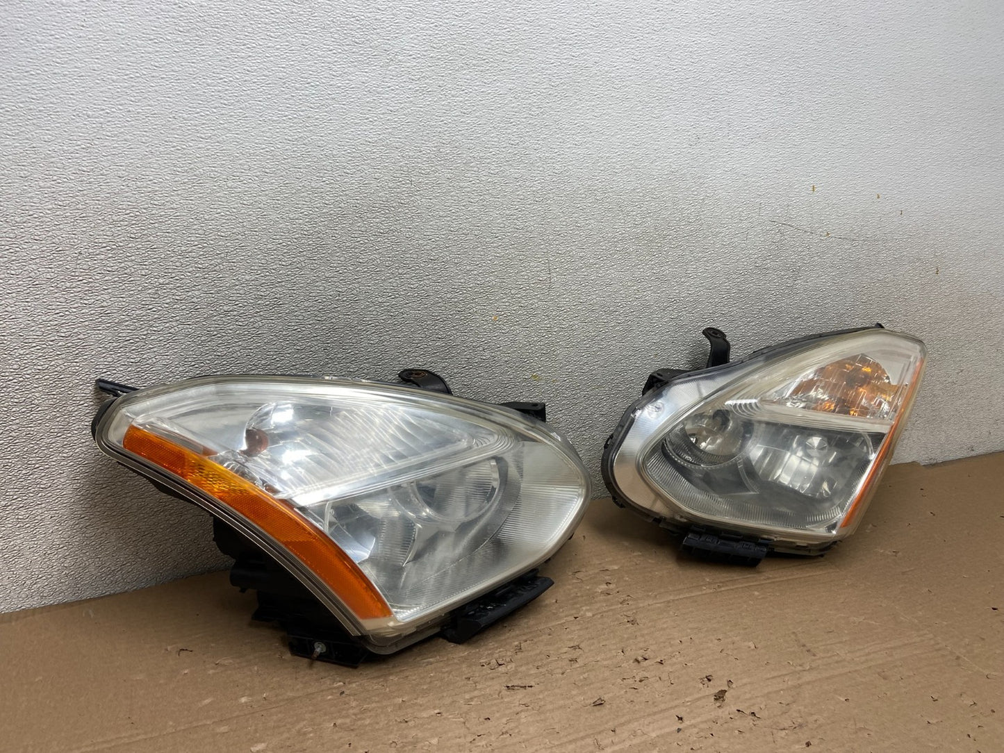 2009-2013 Nissan Rogue Left+Right Side Set Xenon Headlights OEM AB1544 DW2