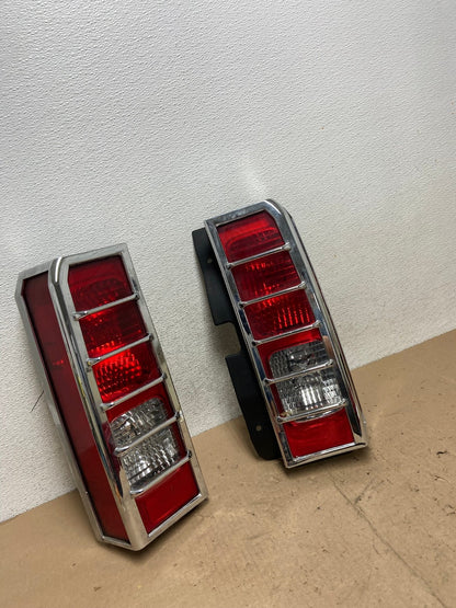 2006 to 2008 Hummer H3 Left+Right Side Tail Lights AG5582 LK2