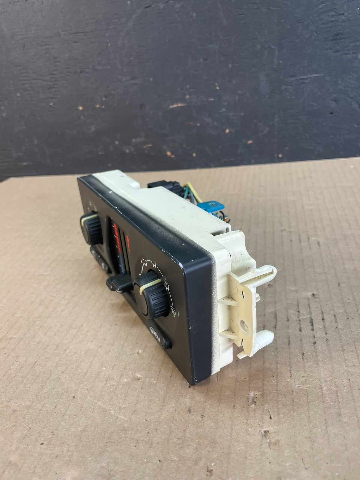 2003 to 2006 Chevrolet Silverado HVAC Heater Climate Control Module ae3446 DG2