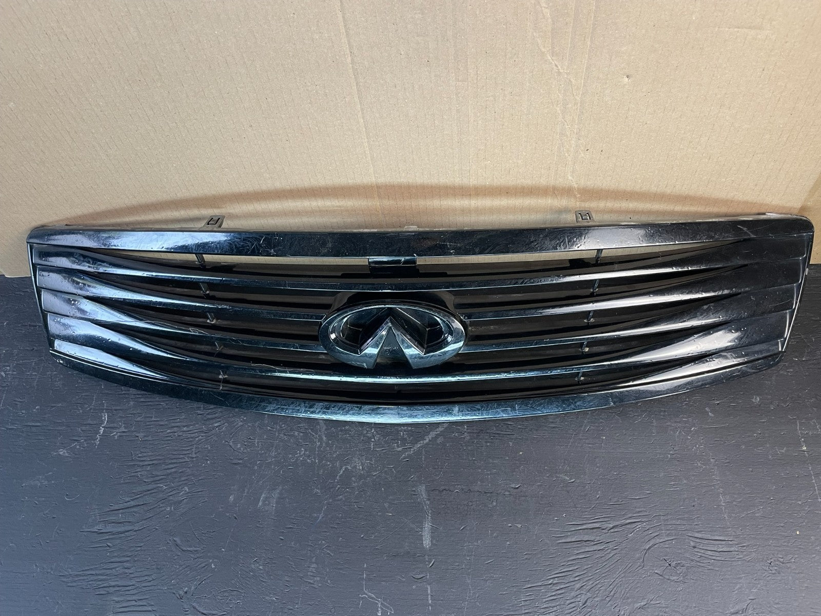 2007 - 2009 Infiniti G35 G37 Sedan Oem Front Upper Grill Grille AC1906 DG0