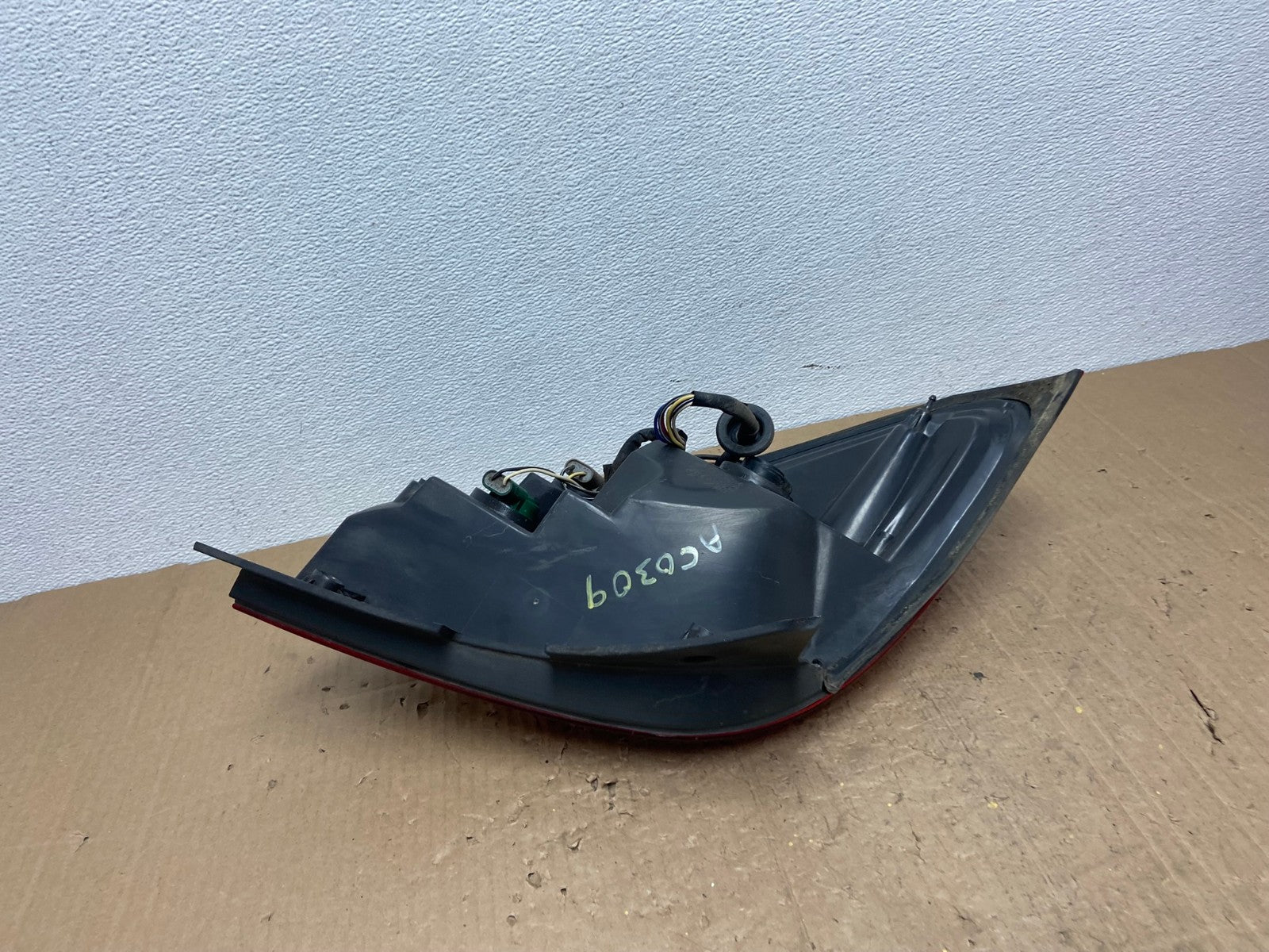 2008 2009 2010 Saturn Vue Right Passenger Rh Tail Light Side Oem AC0309 LK4