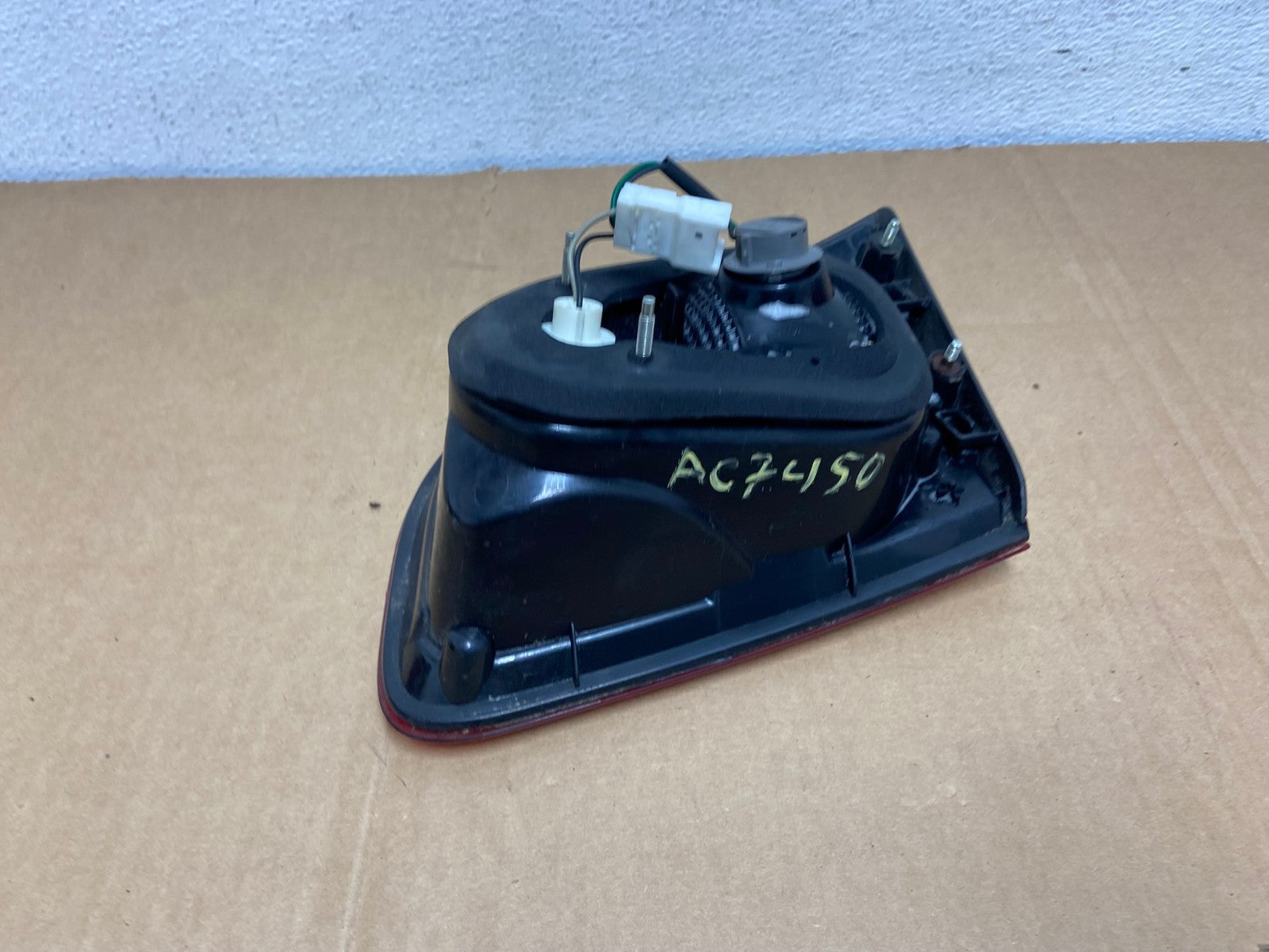 2010-2012 Hyundai Santa Fe Left Driver LH Inner Tail Light AC7450 LK5