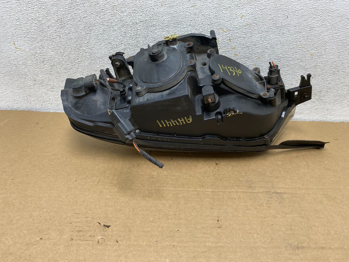 2003 to 2006 Lincoln Ls Right Passenger RH Headlight Halogen AH4411 DW5