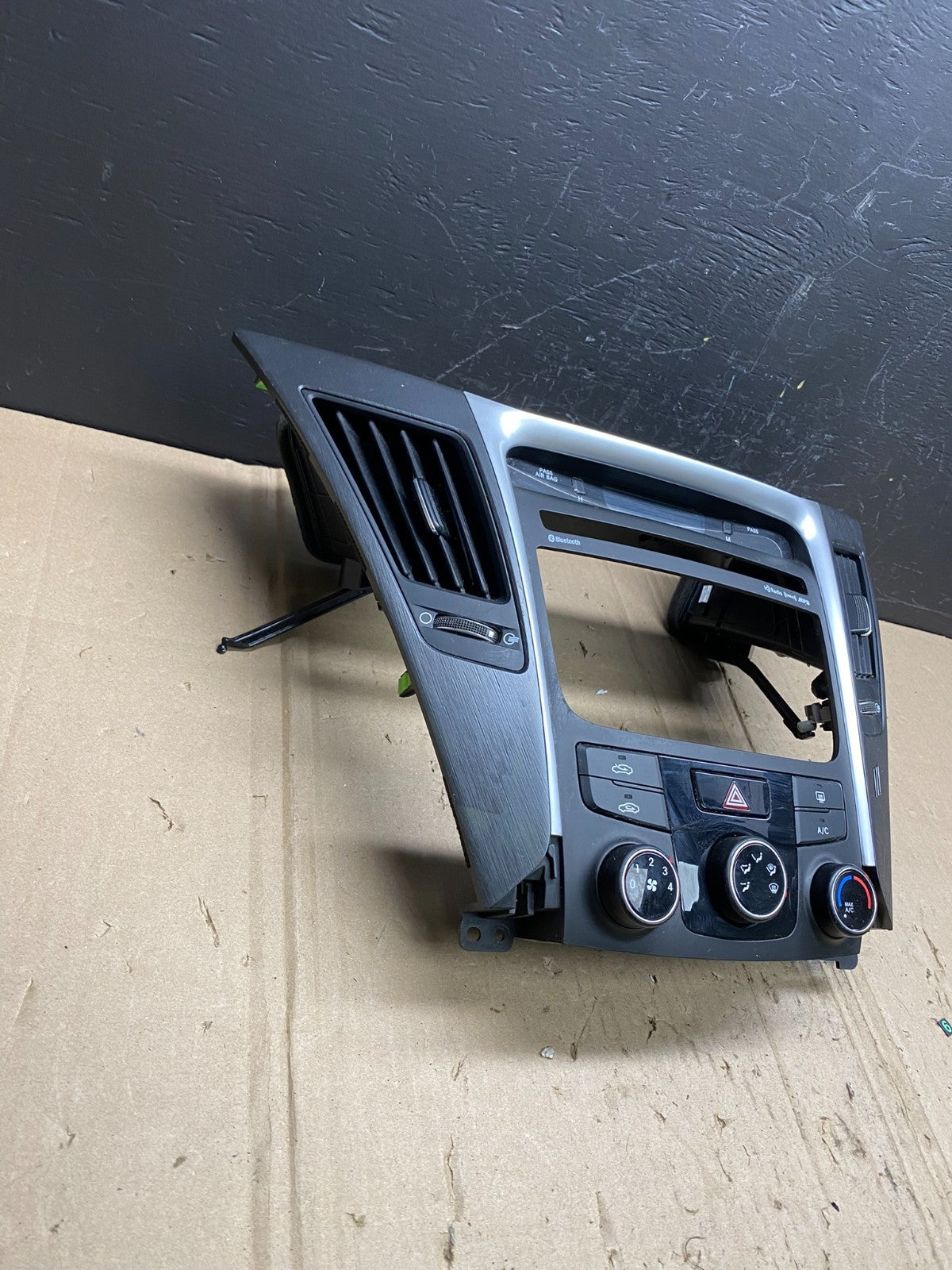 2011 to 2014 Hyundai Sonata Ac Heater Climate Control Temperature OEM AB9045  DG1