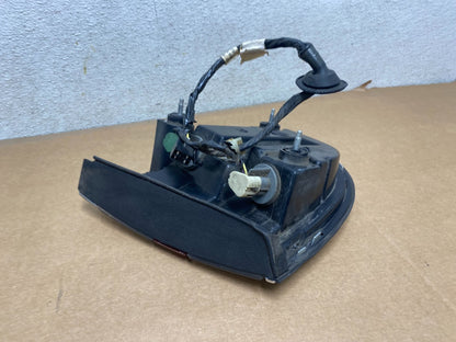 1997-1998 Buick Park Avenue Ave Right Passenger Rh Side Tail Light OEM L0201 DW7