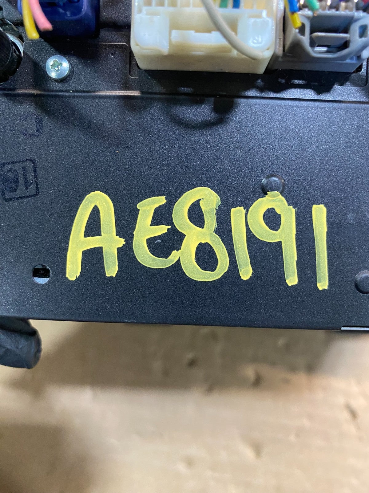 2006 to 2010 Toyota Sienna AM FM CD Screen Display Radio ae8191 DG8