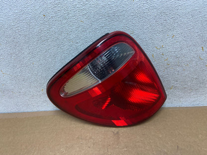 2004 to 2007 Dodge Grand Caravan Left Driver Lh Tail Light AI3535 LK0