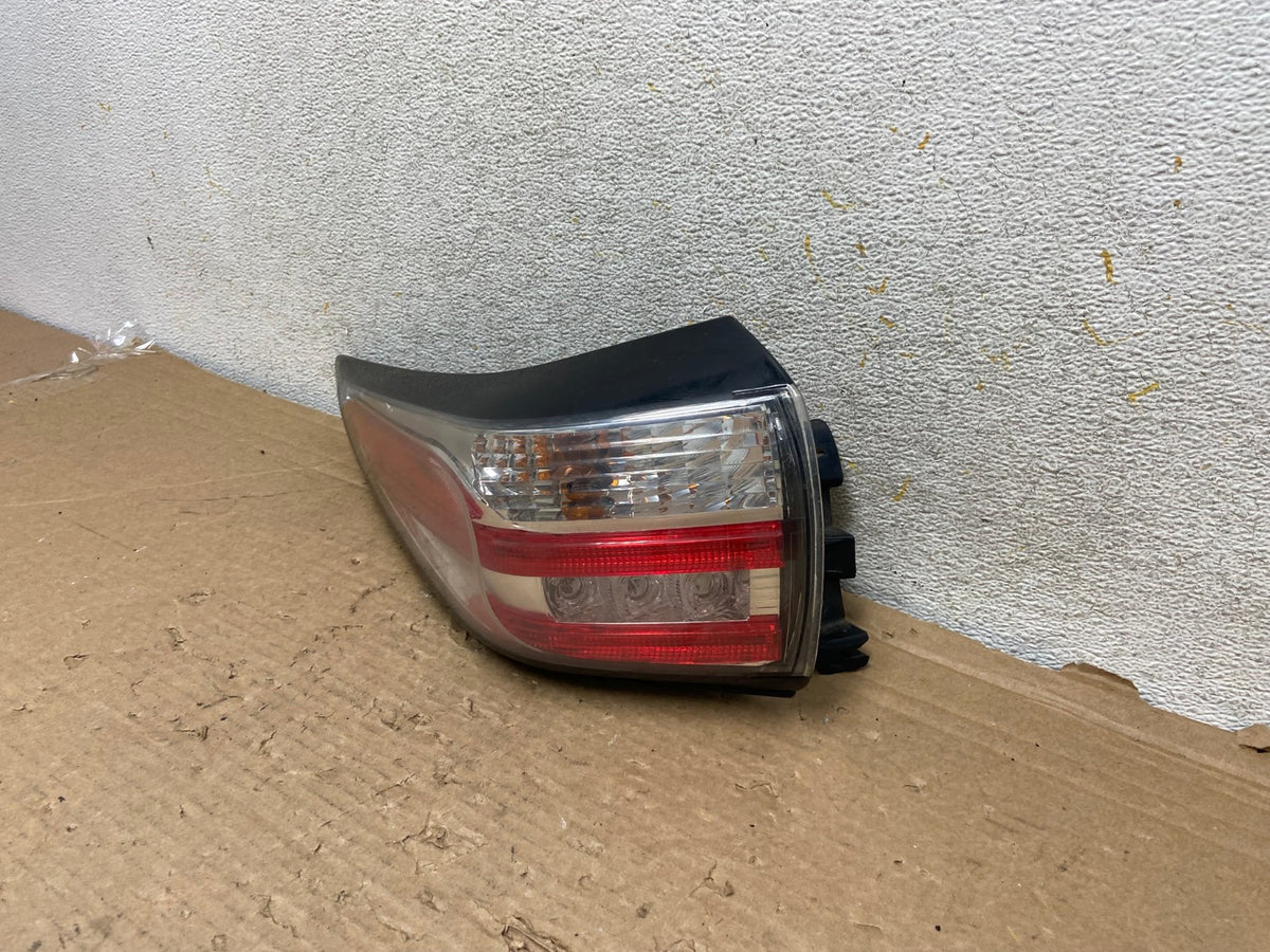 2015 to 2018 Nissan Murano Left Driver Lh Side Tail Light AH9028 LK2