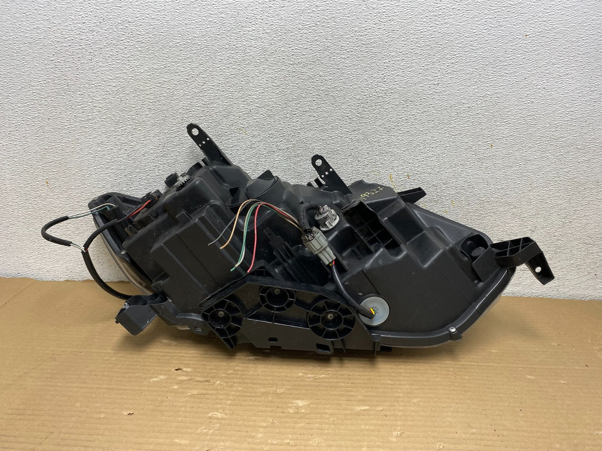 2017 2018 2019 Nissan Rogue Left Driver LH Halogen Headlight AG9327 DG7