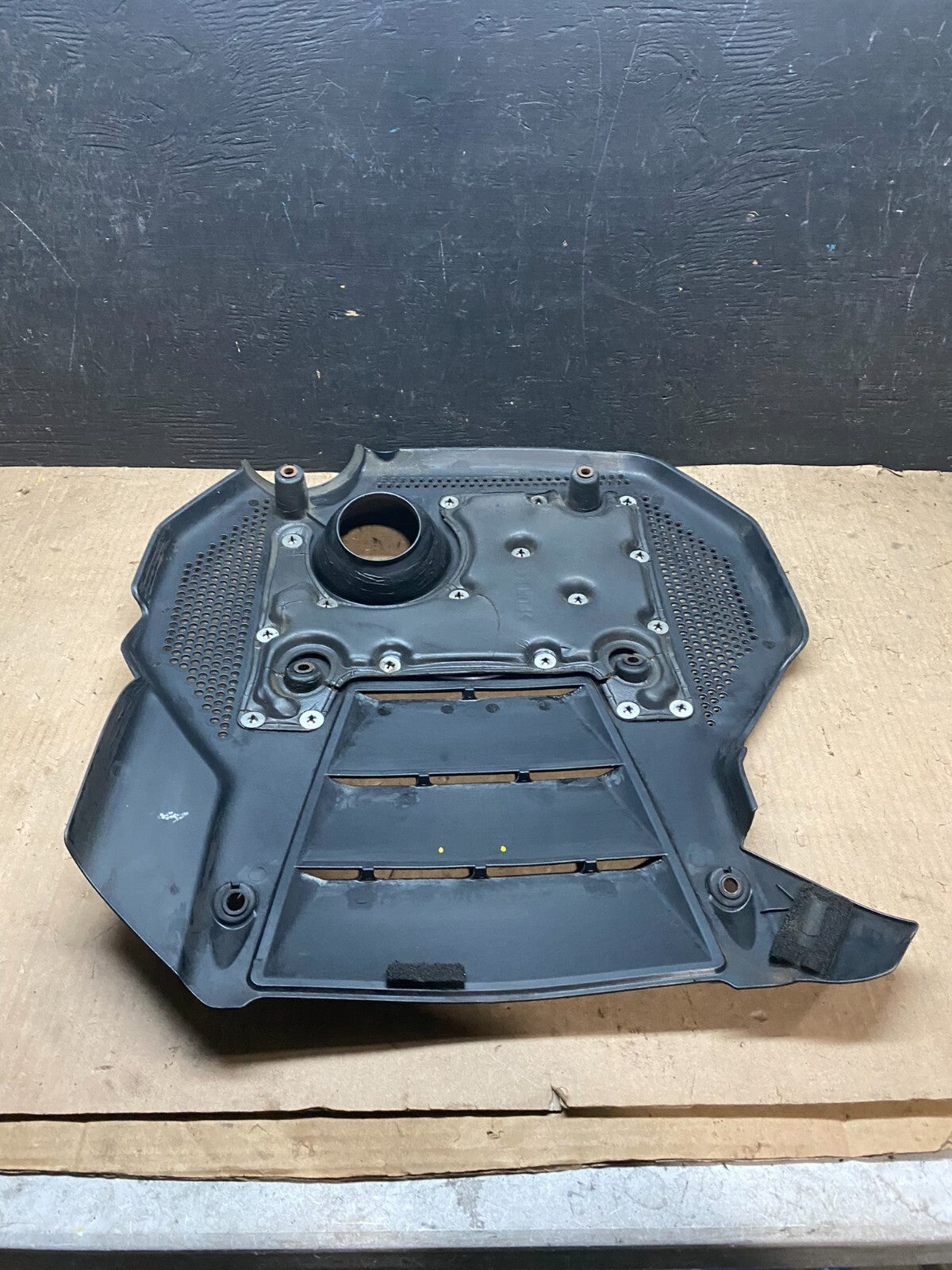 2006 to 2010 Hyundai Azera Sonata 3.3 V6 Engine Motor Shield Cover OEM J0777 DG14