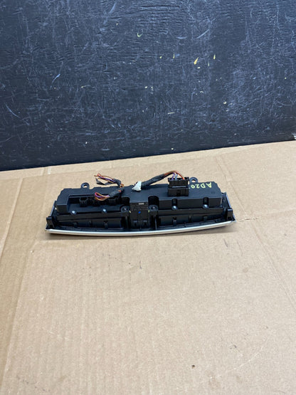 2005-2009 Mercedes W209 CLK350 CLK550 Door Lock ESP Hazard Control AD2079 DG4