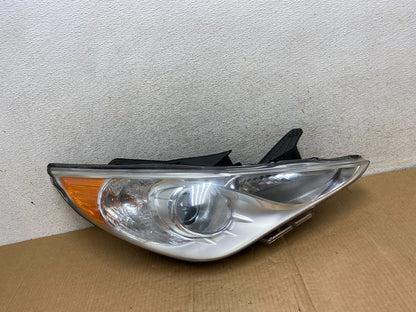 2011 - 2014 Hyundai Sonata Right Passenger Rh Side Headlight Halogen AI5721 DW0