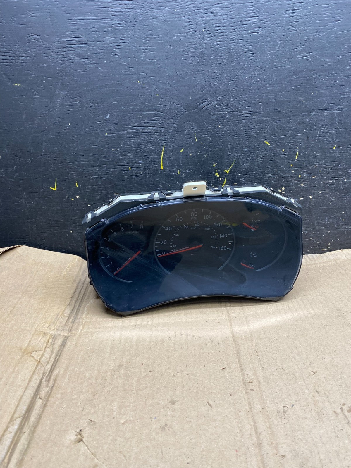 2011 to 2017 Nissan Quest Speedometer Cluster Gauge OEM X2070 DG0