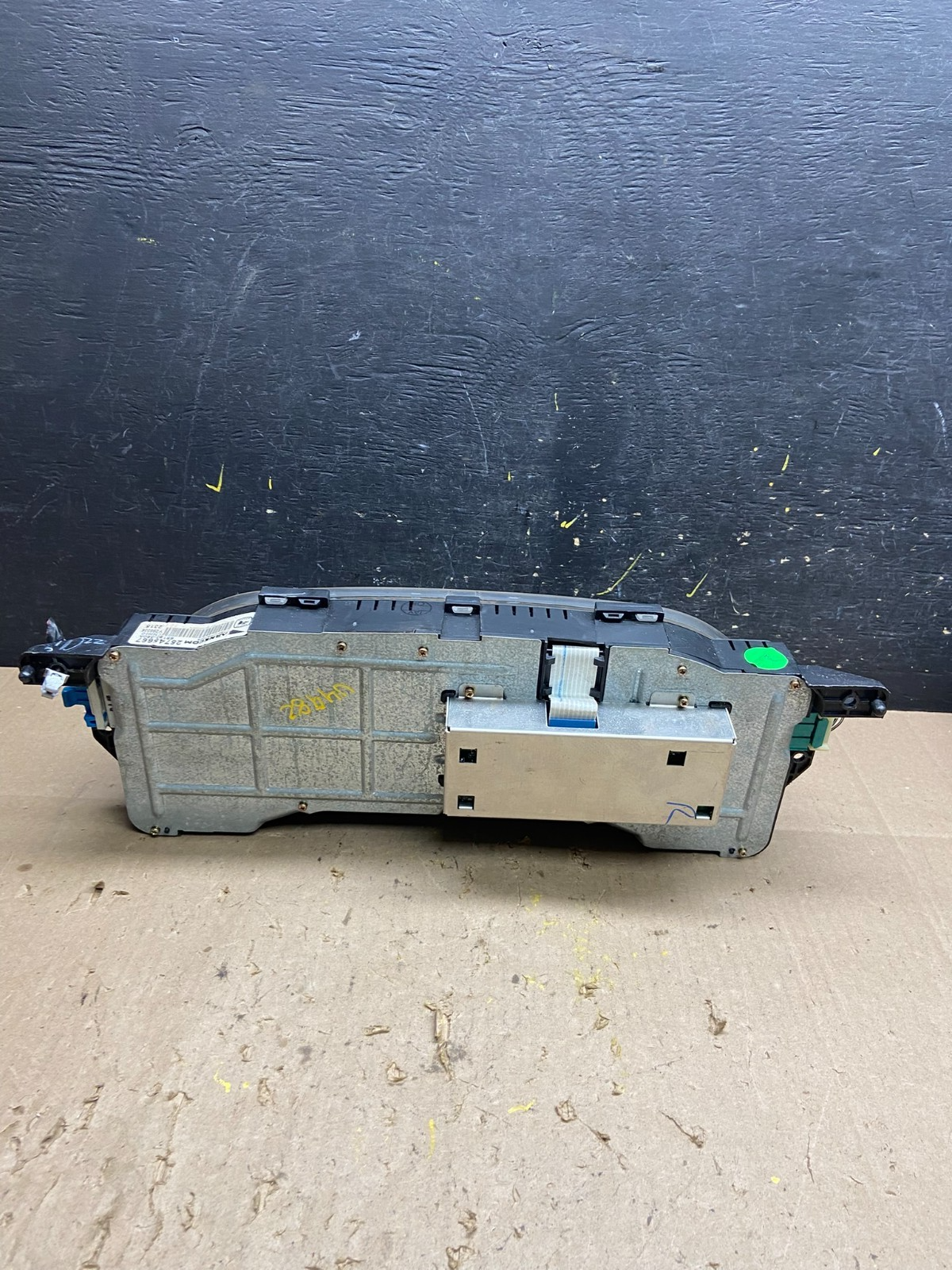 2001 to 2005 Cadillac Deville Instrument Speedometer Cluster Gauge U4982 DG4