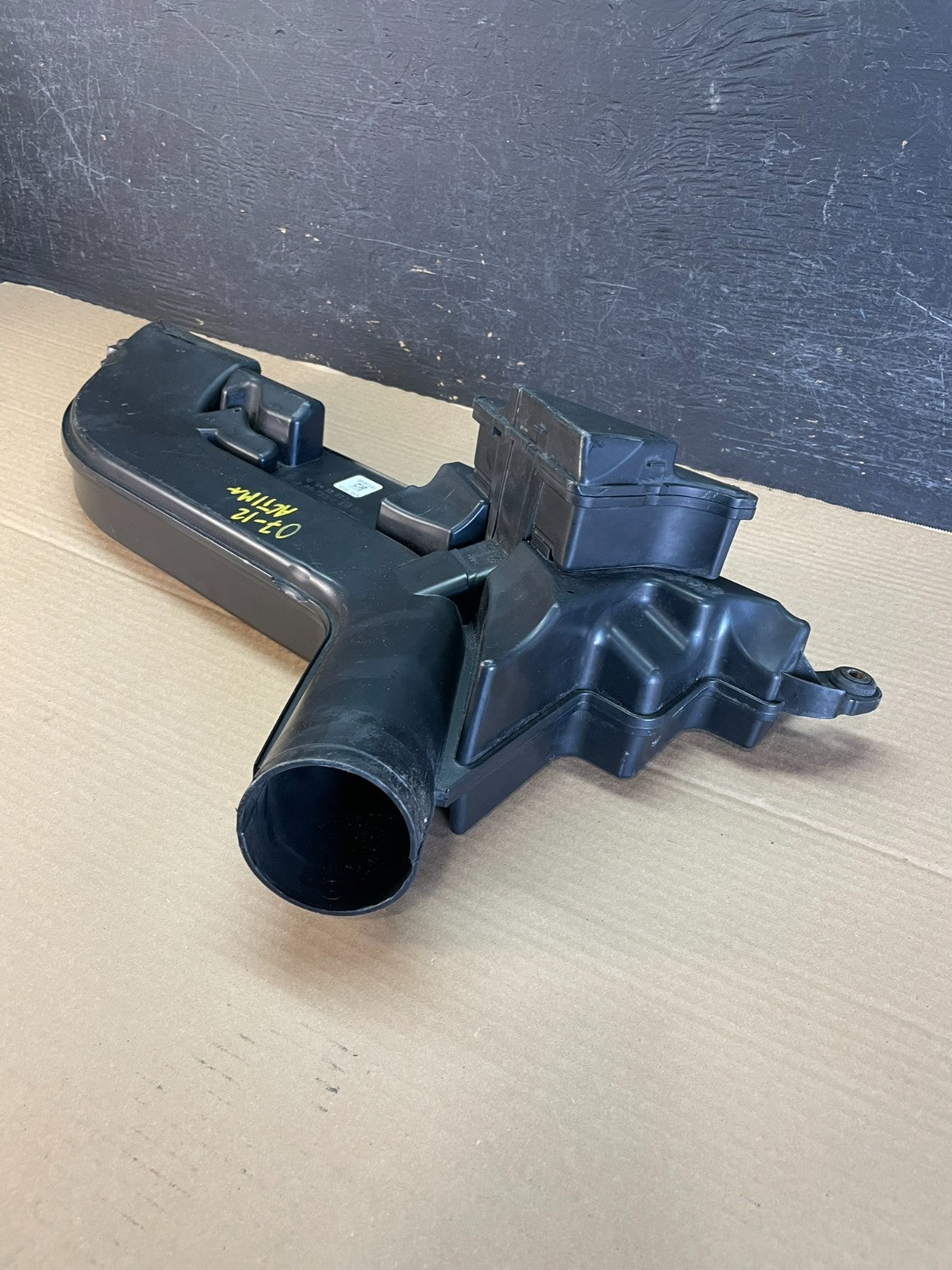 2007 to 2012 Nissan Altima Upper Air Intake Duct 16554JA100 AF3394 DW2