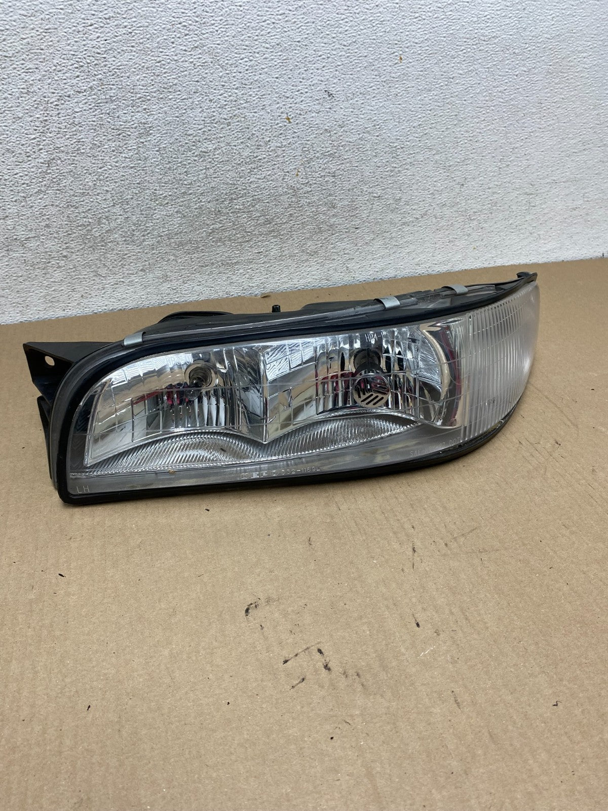 1997 to 1999 Buick Lesabre Left Driver Side Halogen Headlight AG7902 DW0