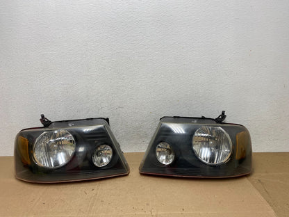 2004 to 2008 Ford F-150 F150 Left+Right Halogen Headlights AE5984 DW0