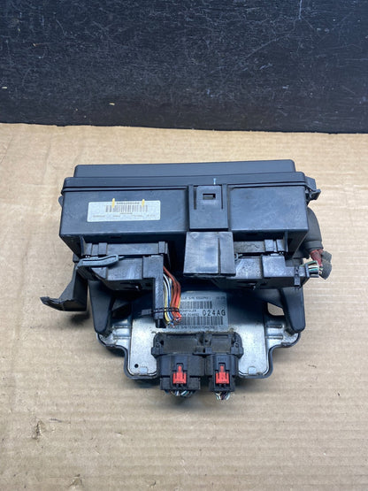 2006 Jeep Grand Cherokee Integrated Power Fuse Box 04692085ab AD9812 DG0