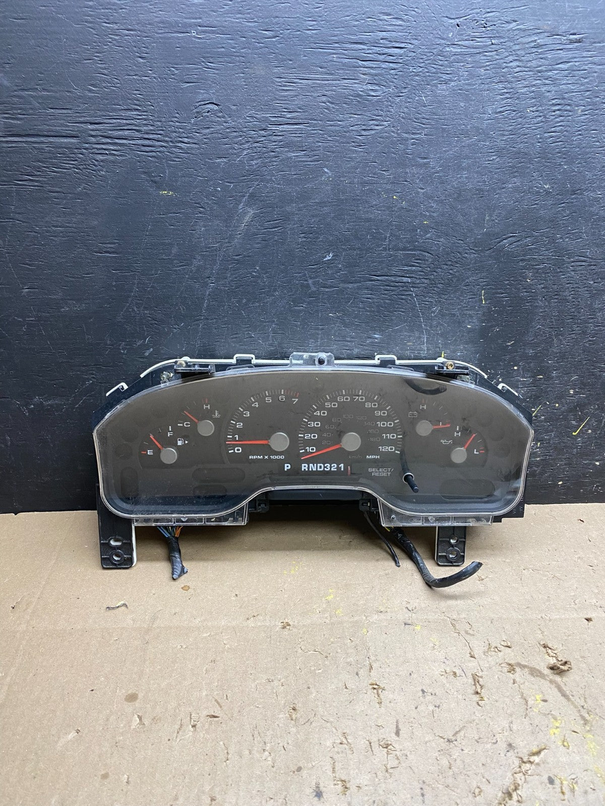 2001 to 2003 Ford Explorer Speedometer Cluster Gauge Oem U5176 PS0