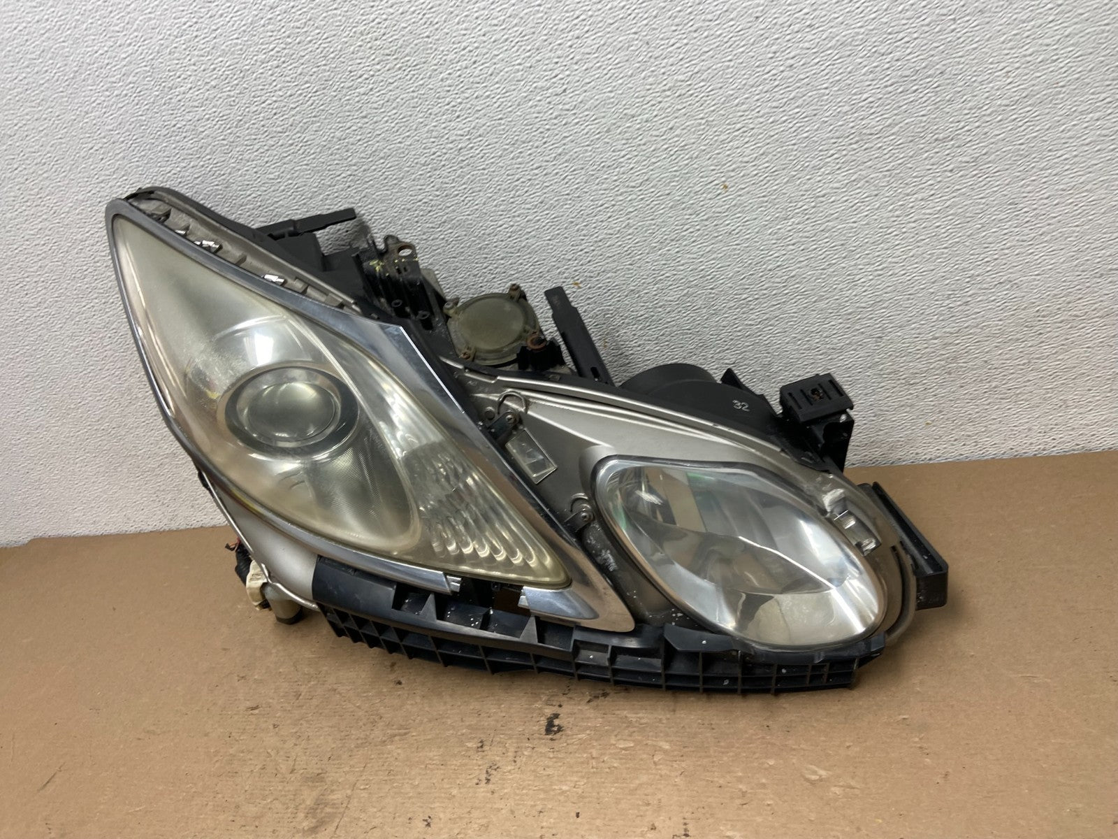 2006 to 2011 Lexus GS430 GS350 Right Passenger Xenon Hid Headlight AF5005 DW1