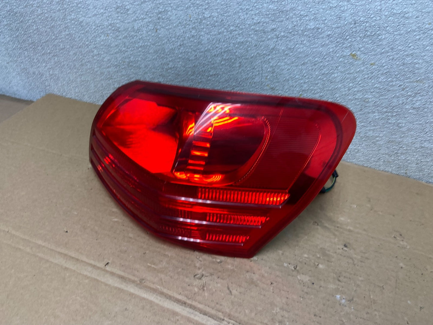 2008 to 2015 Nissan Rogue Right Passenger Rh Side Tail Light Oem AB4520 LK1
