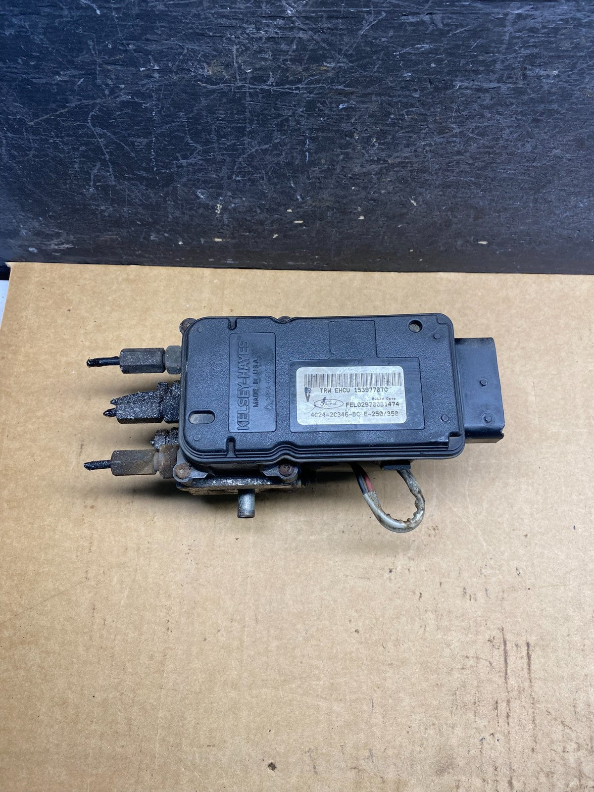 2004 2007 Ford E250 E350 Econoline Anti-Lock ABS Antilock Brake Pump AH7226 DW0
