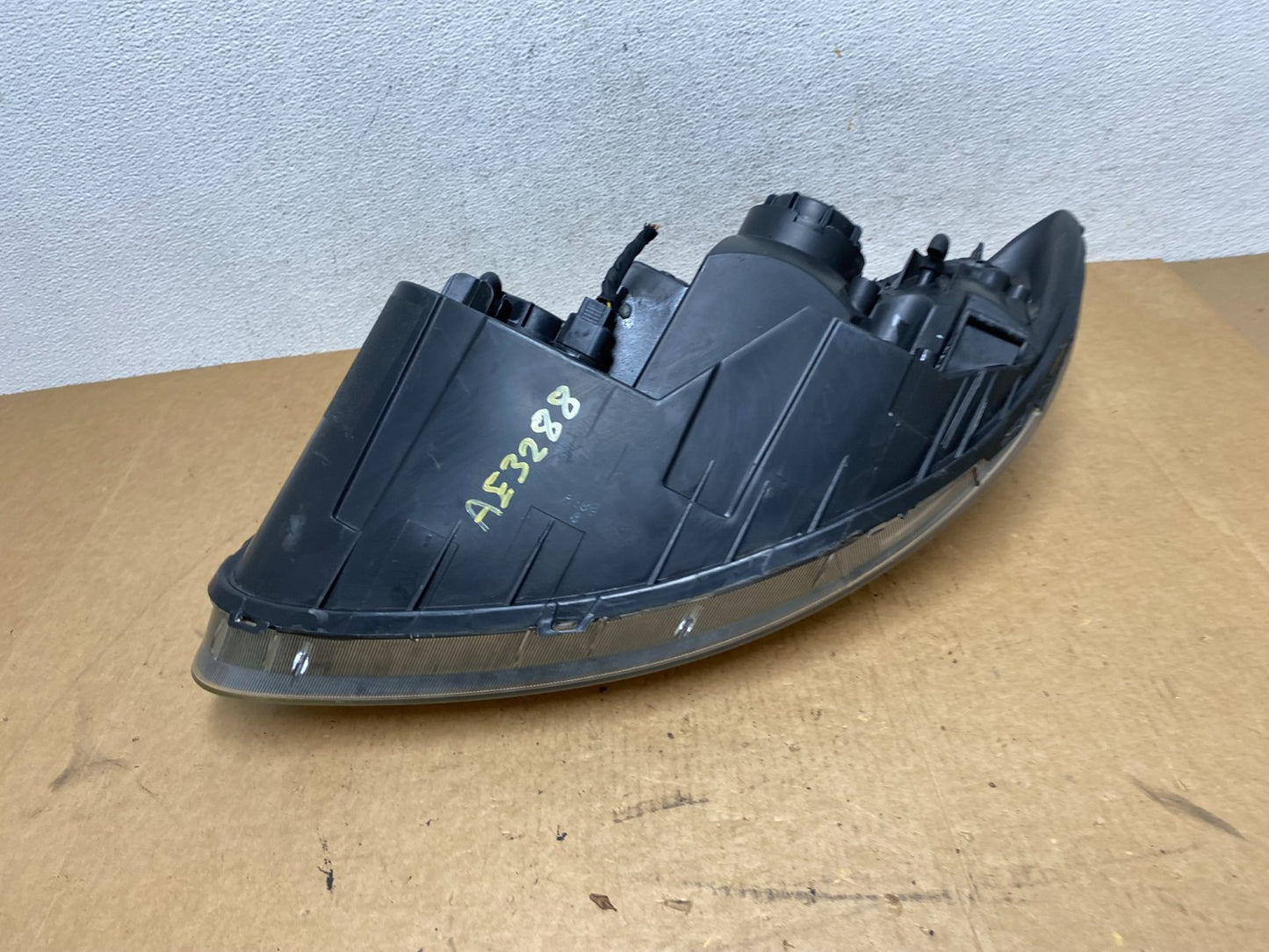 2007 2008 2009 Hyundai Santa Fe Right Passenger Halogen Headlight AE3288 DW7