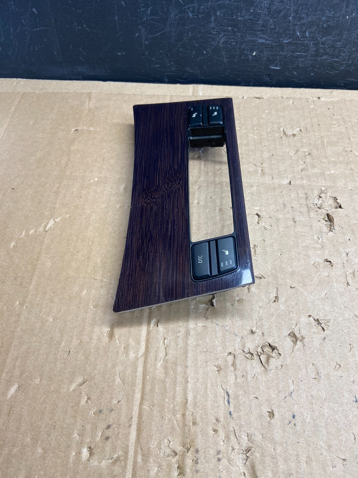 2008-2010 Bmw 5 535I 550 Center Console Switch Heat Seat DTC Panel AD2251 DG1