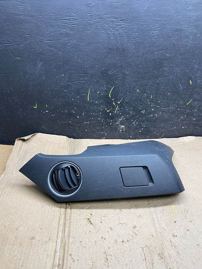 2009 - 2015 Honda Pilot Left Dash Vent Center Panel Bezel OEM X6007 DG0