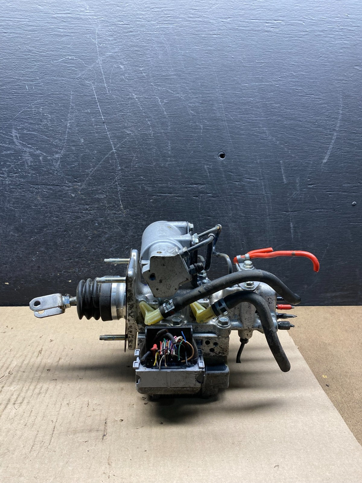2010 - 2015 Toyota Prius ABS Brake Pump Anti Lock Module ag9688 DG2