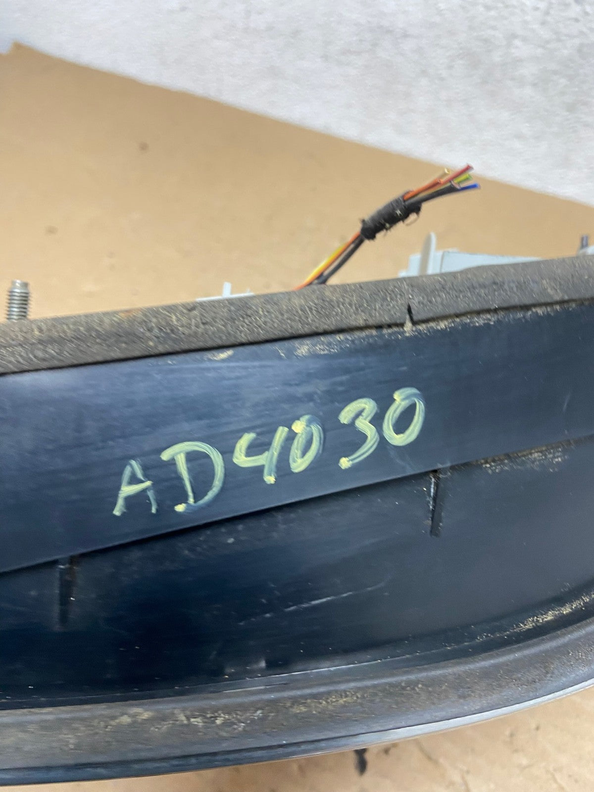 1998 to 2003 Jaguar XJ8 Left Driver LH Side Tail Light AD4030 LK5