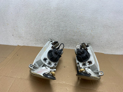 1998 to 2003 Ford Escort Left+Right Set Halogen Headlights AI1150 DW11