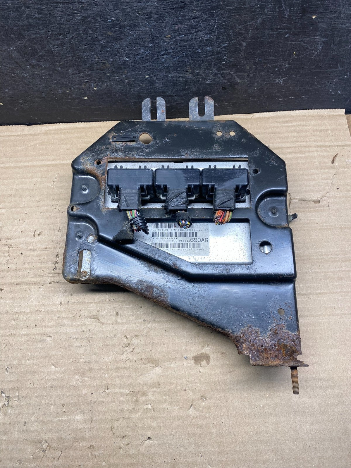 2001 Jeep Grand Cherokee 4.7L Engine Computer ECM ECU p56044690ag AH9999 DW0