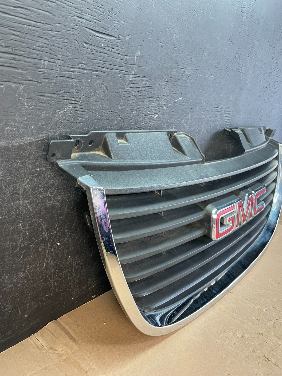 2007 to 2014 GMC Yukon Front Upper Grille Grill Aftermarket AD8263 DG2