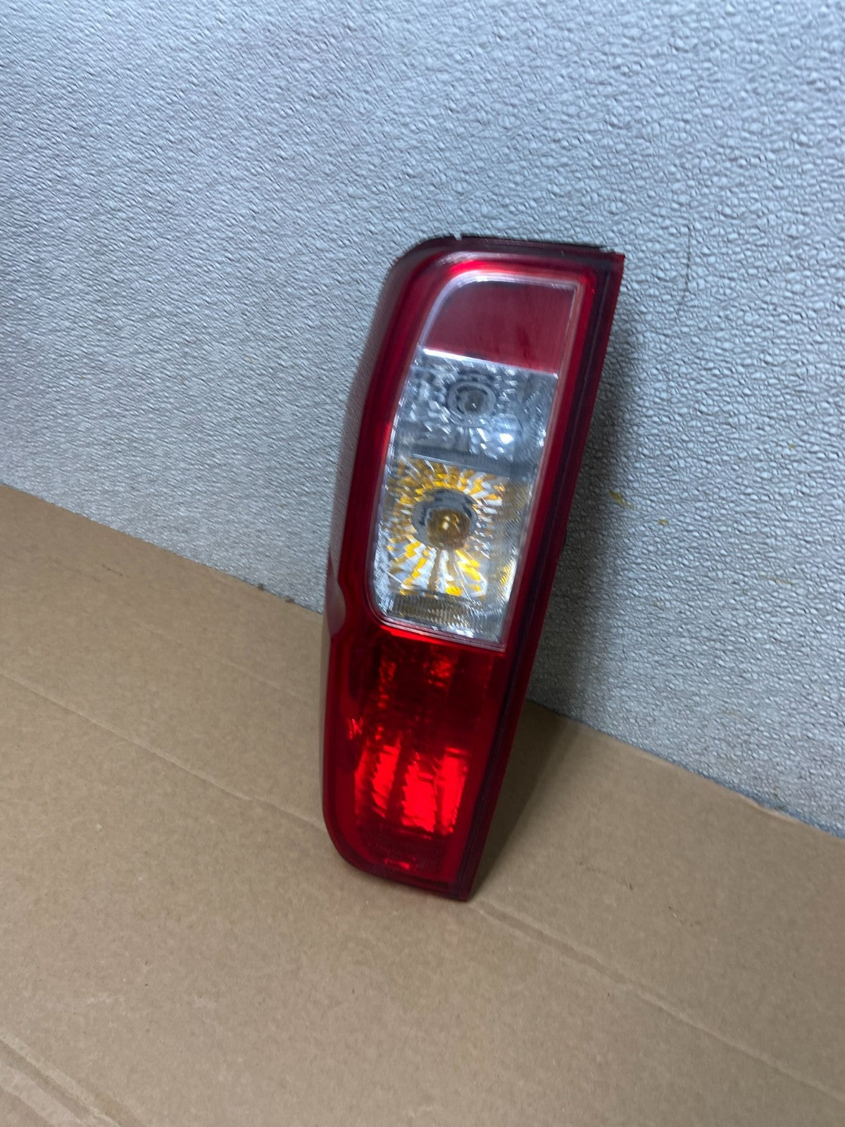 2005 to 2014 Nissan Frontier Right Passenger RH Side Tail light Oem AB3412 LK1