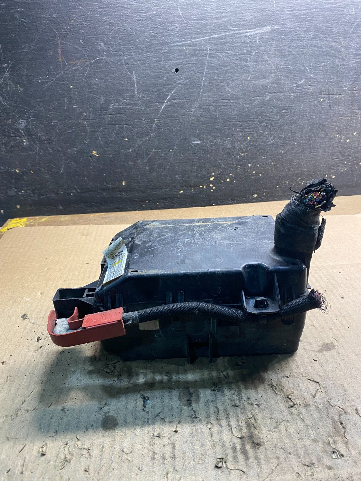 2006  Dodge Charger Totally Integrated Power Module Fuse Box TIPM z5005 DG4