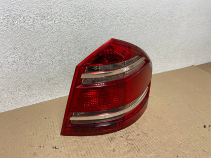 2007 to 2009 Mercedes GL-Class GL450 Right Passenger Tail Light AF5922 LK2