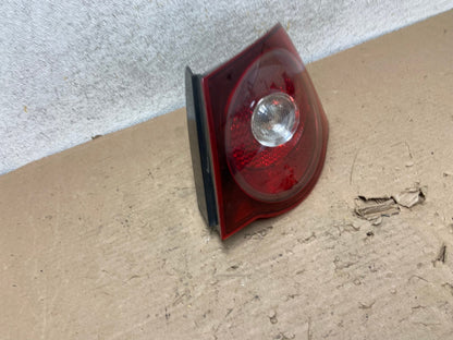 2008 2009 2010 Volkswagen Jetta Right Passenger RH Side Tail Light AI1135 LK2