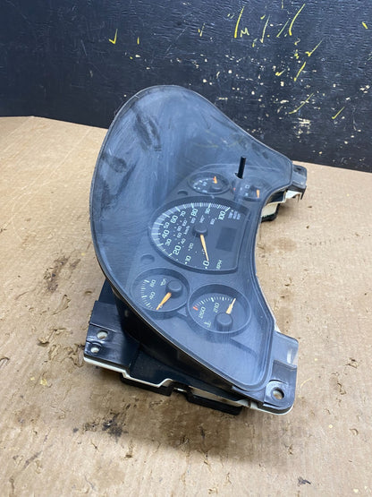 2004 to 2007 Chevrolet Express Speedometer Cluster Gauge OEM  z7129 DG1