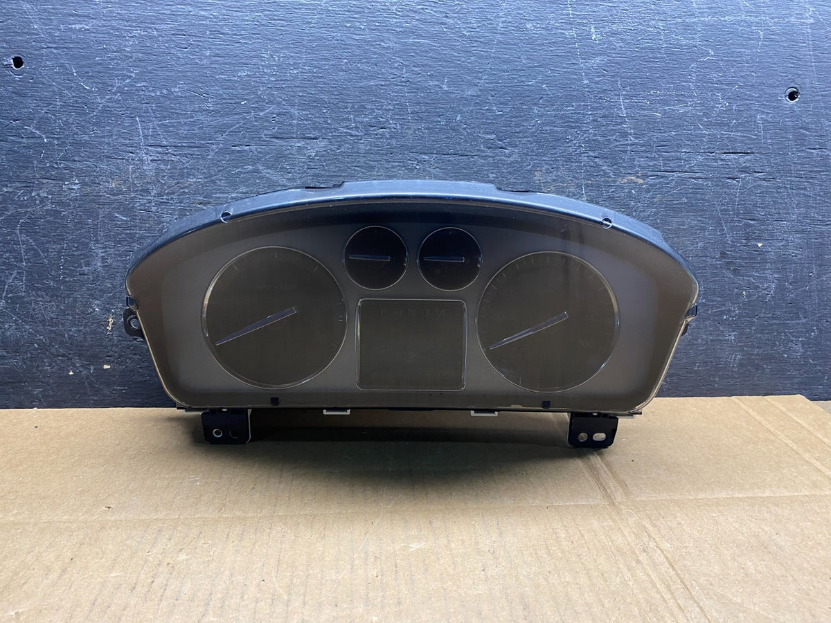 2007 to 2014 Cadillac Escalade Instrument Speedometer Cluster Gauge AI9733 DW0