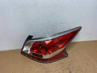 2013 2014 2015 Nissan Altima Right Passenger RH Side Tail Light AD3055 LK0