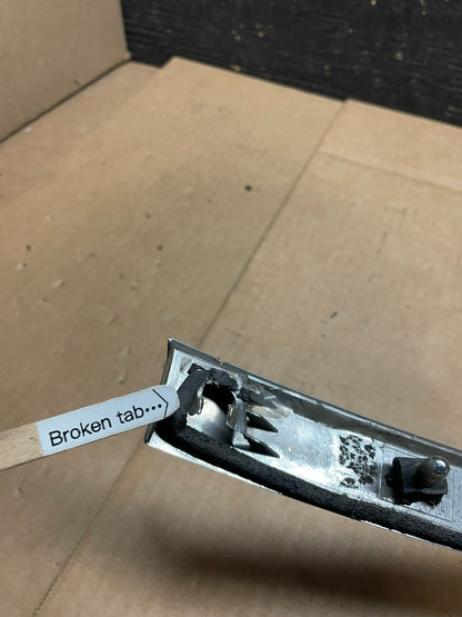 2011 to 2014 Ford Explorer Rear Tailgate Gate Trim Molding With Camera AA9030 DG9