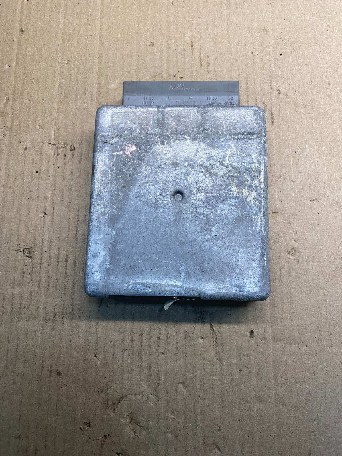 2002 Ford Van E150 E250 5.4L Engine Control Module 3c2a-12a650-jb AC0472 DG0
